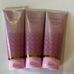 BATH & BODY WORKS LOTION- NEW!!!